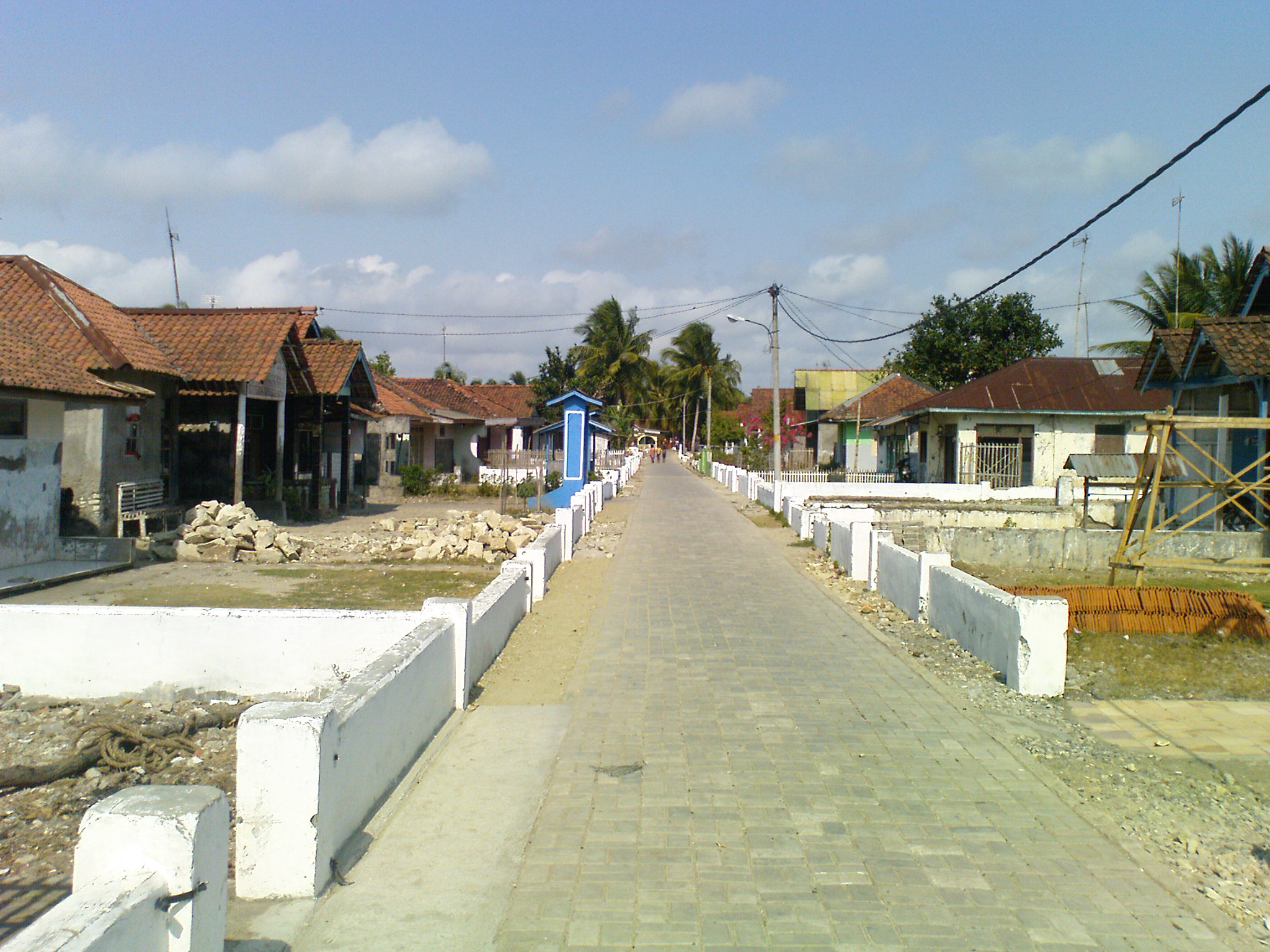Jalanan Desa Ujung Gagak